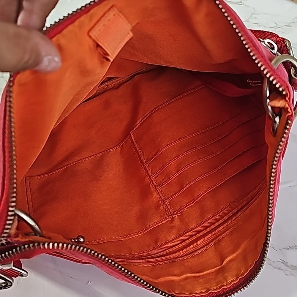 Baggallini Red Crossbody Bag - Picture 6 of 8